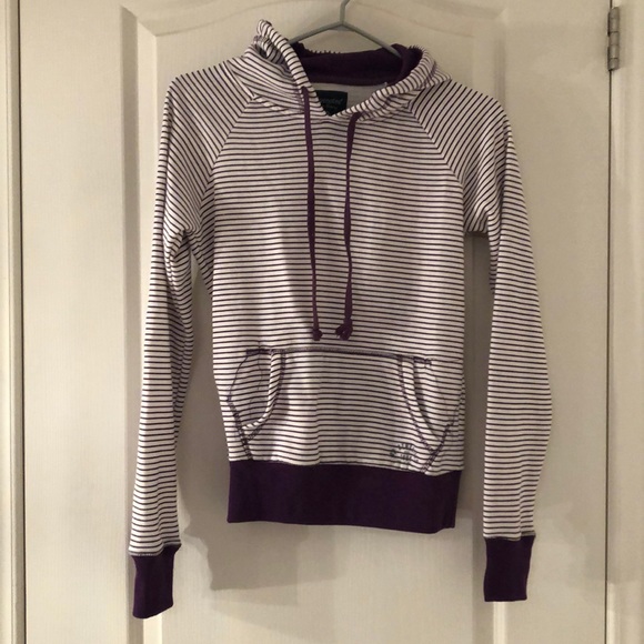 💥2/$25💥 Bluenotes hoodie - Picture 1 of 4